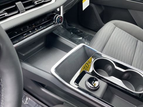 New 2026 Chevrolet Equinox LT FWD image 20