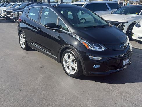Used 2020 Chevrolet Bolt LT FWD image 1