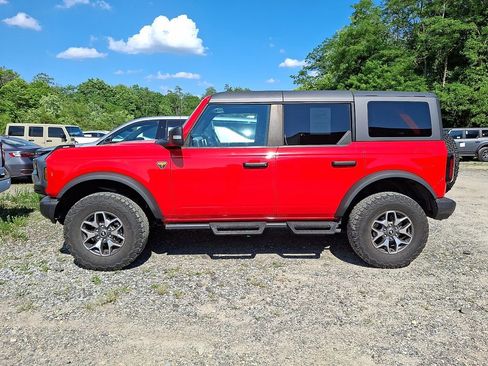 Used 2023 Ford Bronco Badlands AWD/4WD image 6