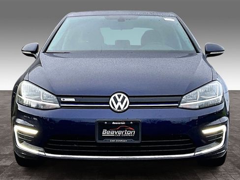 Used 2019 Volkswagen e-Golf SE image 5