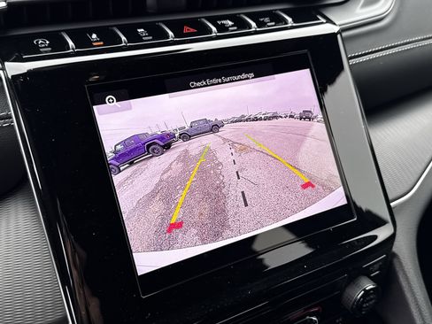 New 2025 Jeep Grand Cherokee Laredo X image 18