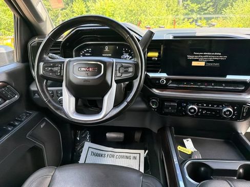 Used 2024 GMC Sierra 2500 SLT w/ SLT Premium Package AWD/4WD image 17