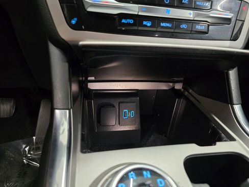 Used 2021 Ford Explorer XLT w/ Equipment Group 202A RWD image 26