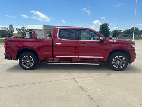 Used 2025 Chevrolet Silverado 1500 High Country AWD/4WD image 41