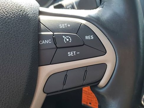 Used 2016 Jeep Cherokee 75th Anniversary AWD/4WD image 13