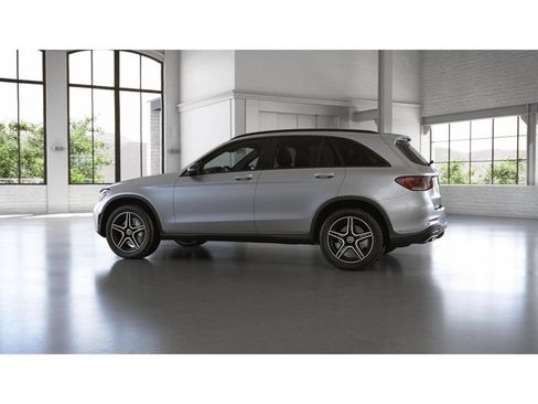 Certified 2022 Mercedes-Benz GLC 300 4MATIC image 33