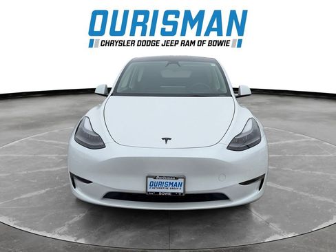 Used 2023 Tesla Model Y Long Range image 8