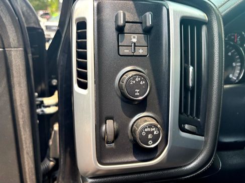 Used 2015 GMC Sierra 2500 SLE w/ SLE Preferred Package image 25