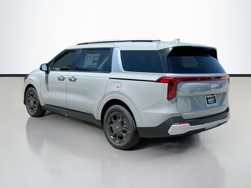 New 2026 Kia Carnival EX FWD image 5