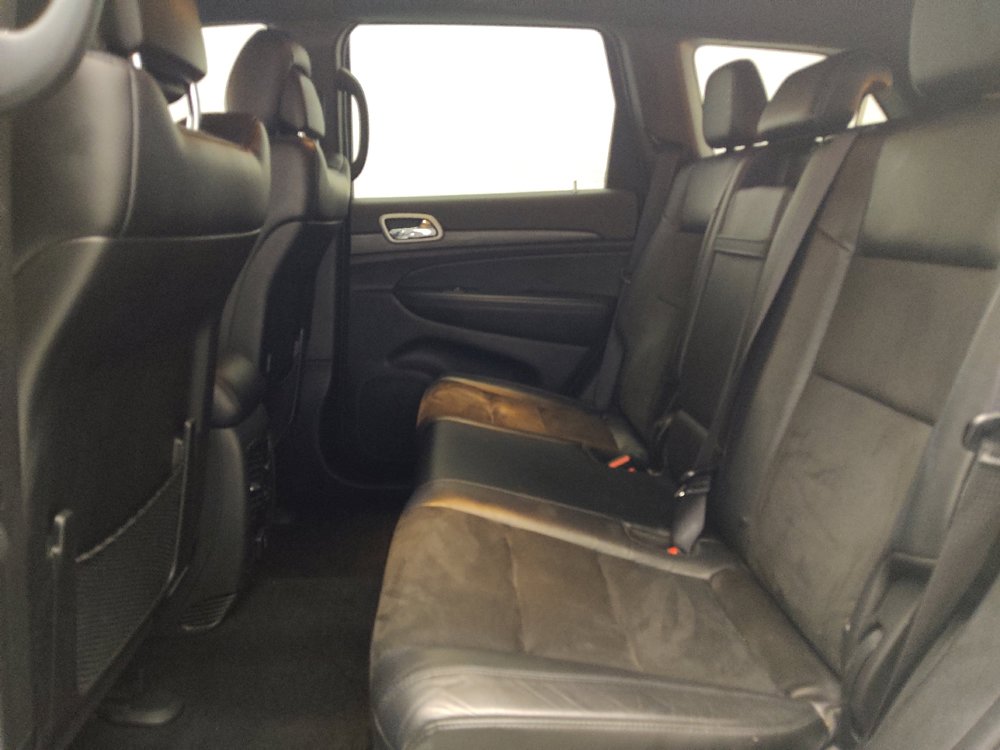 Used 2021 Jeep Grand Cherokee Laredo X AWD/4WD image 18