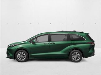 New 2026 Toyota Sienna LE video 3