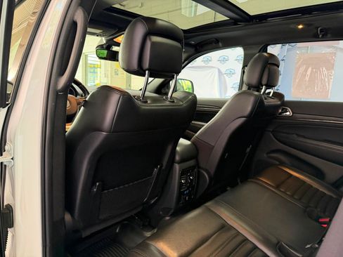 Used 2020 Jeep Grand Cherokee Limited X AWD/4WD image 18