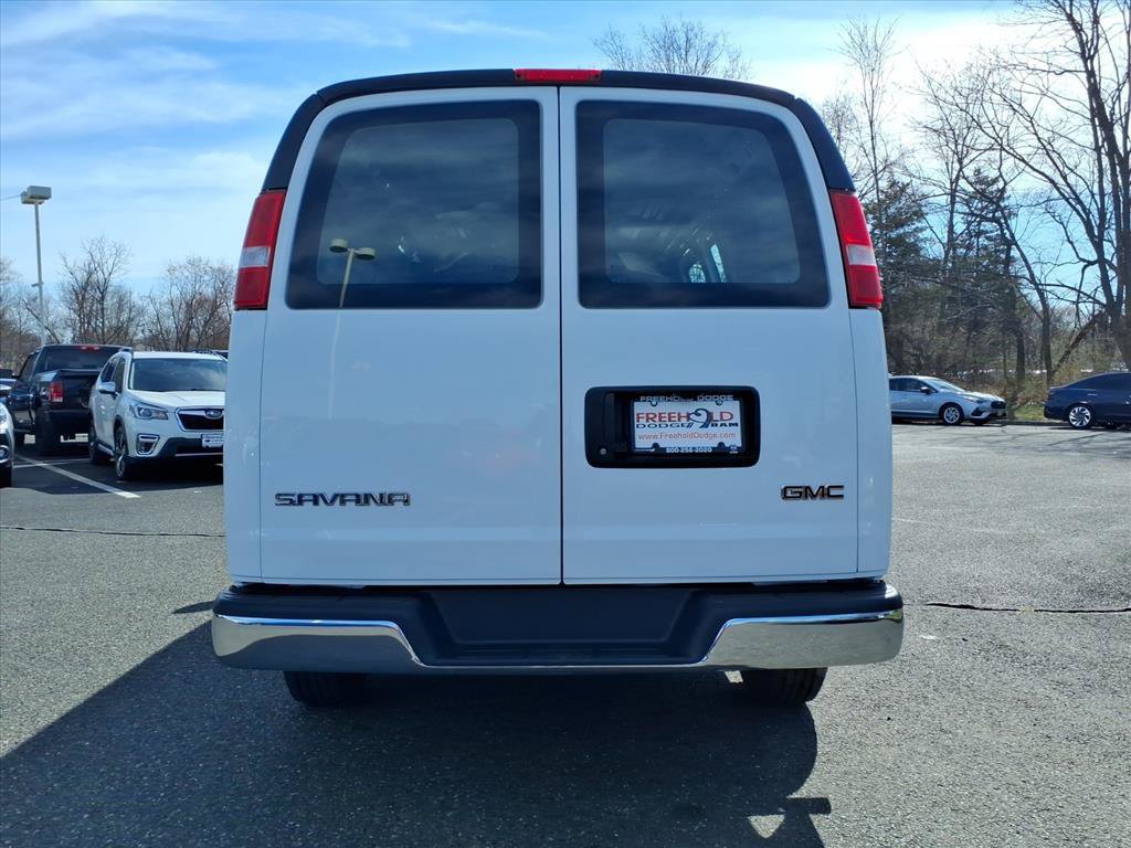 Used 2024 GMC Savana 2500 w/ Driver Convenience Package RWD image 14