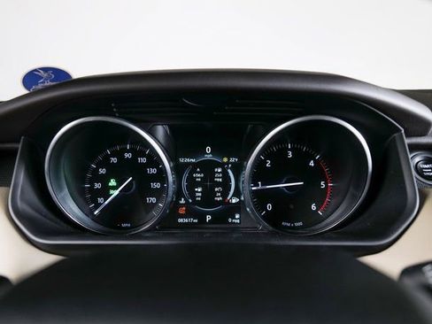 Used 2016 Land Rover Range Rover Sport HSE image 20