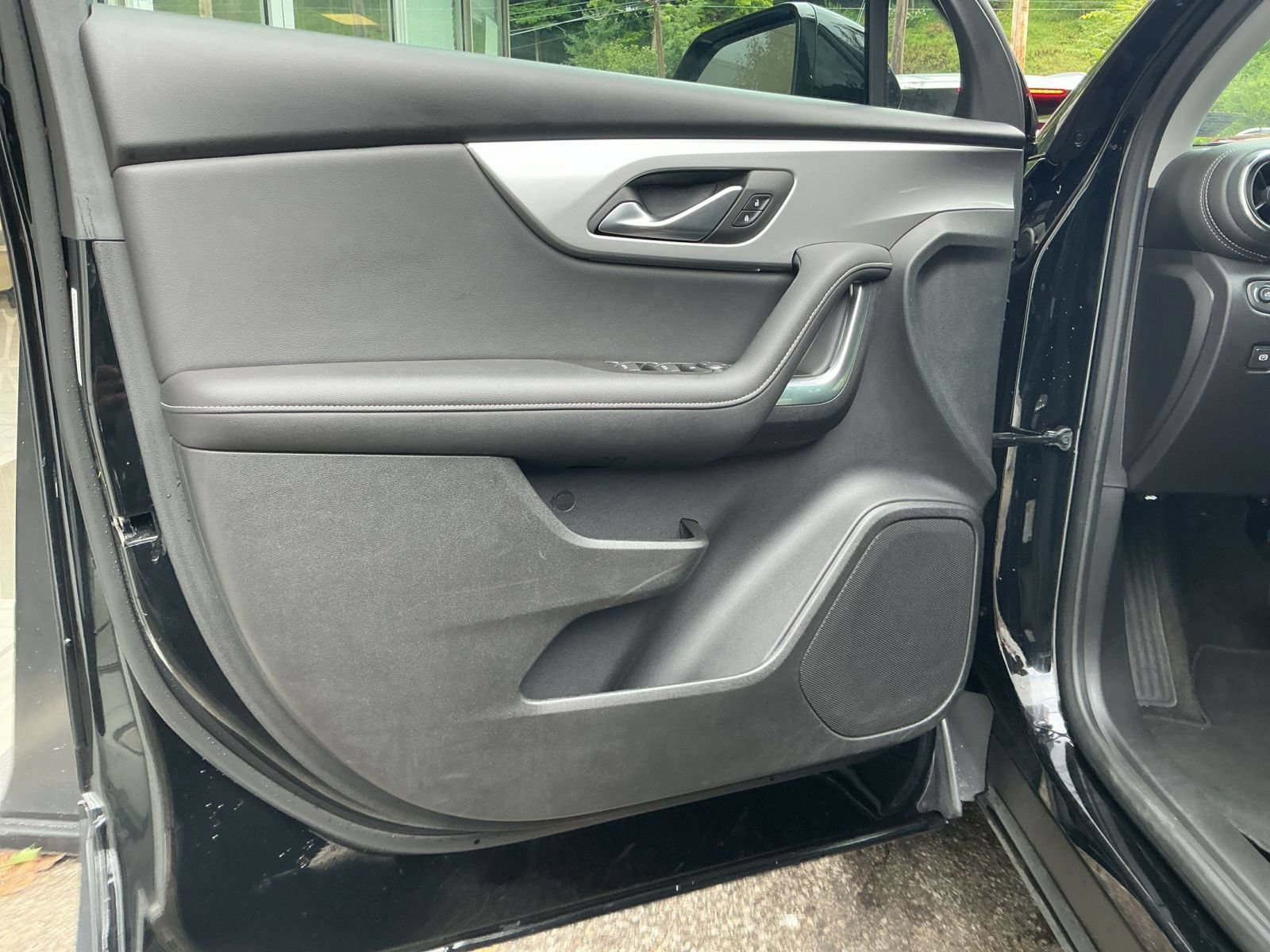 Used 2026 Chevrolet Blazer LT FWD image 18
