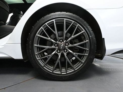 Used 2018 Genesis G80 3.3T Sport image 11