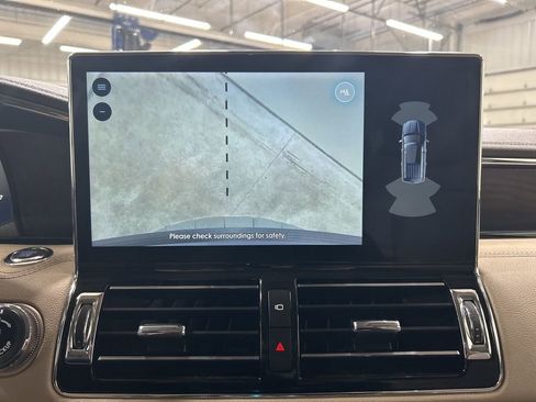 Used 2022 Lincoln Navigator Reserve image 23