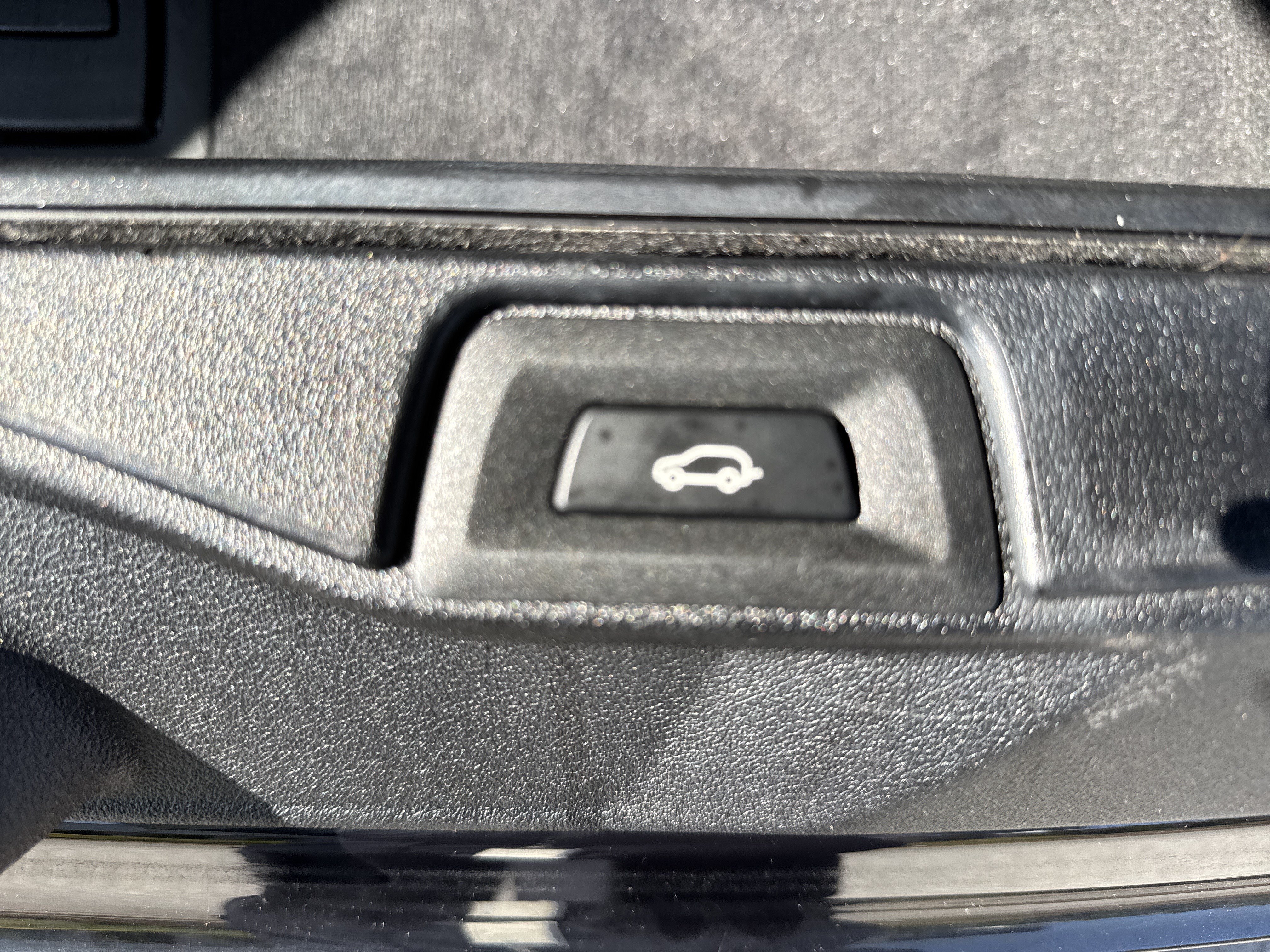 Used 2020 BMW X5 sDrive40i w/ M Sport Package RWD image 34