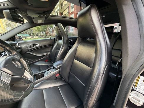 Used 2014 Mercedes-Benz CLA 250 image 33