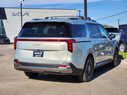 New 2026 Kia Carnival SX image 4