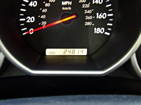 Used 2004 Lexus SC 430 Convertible image 18