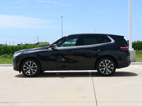 Used 2025 BMW X3 xDrive30i w/ Premium Package AWD/4WD image 6