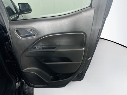 Used 2018 Chevrolet Colorado LT w/ LT Convenience Package RWD image 26
