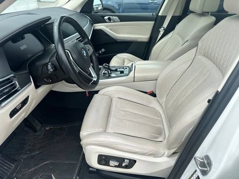 Used 2022 BMW X7 xDrive40i w/ Premium Package AWD/4WD image 4