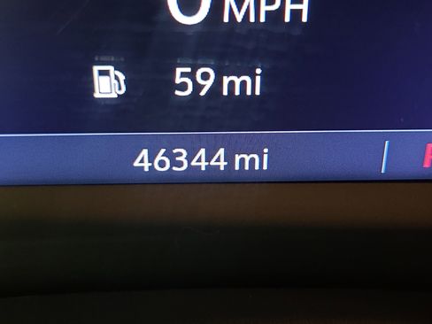 Certified 2022 Chevrolet TrailBlazer RS w/ Sun and Liftgate Package image 18