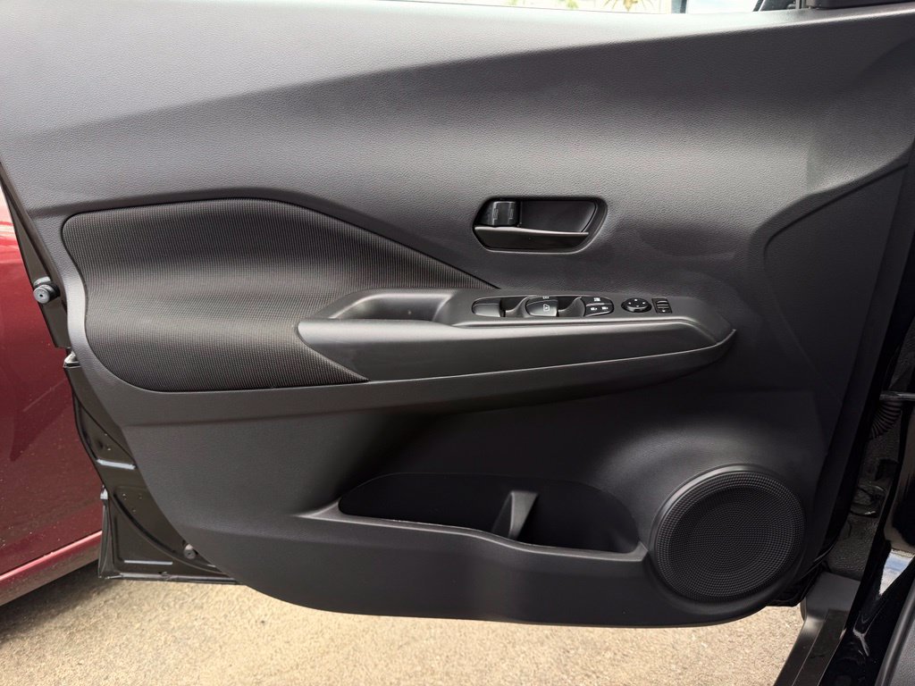 Certified 2025 Nissan Kicks Play S FWD image 19