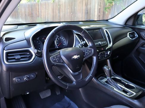 Used 2020 Chevrolet Equinox LT AWD/4WD image 15