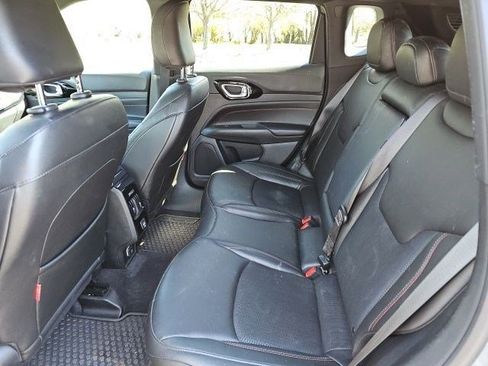 Used 2024 Jeep Compass Trailhawk image 18