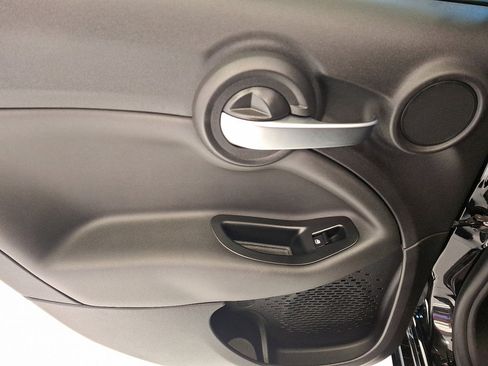 Used 2023 FIAT 500X Sport w/ Technology Group image 19