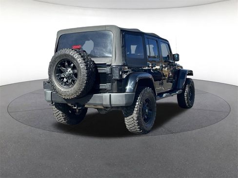 Used 2013 Jeep Wrangler Unlimited Sahara w/ Connectivity Group image 5