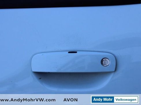 Used 2020 Dodge Challenger SXT w/ Driver Convenience Group image 16