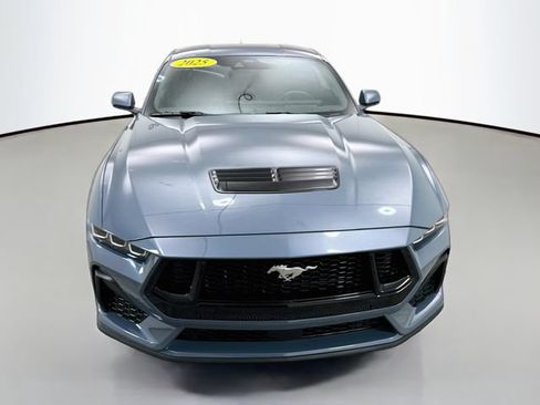 Used 2025 Ford Mustang GT Premium RWD image 2