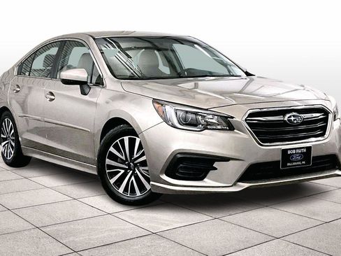 Used 2018 Subaru Legacy 2.5i Premium image 2