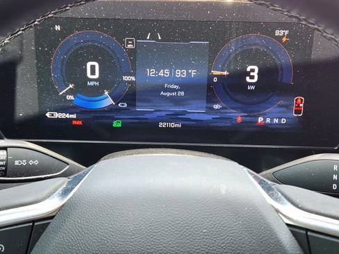 Used 2024 Chevrolet Equinox EV LT FWD image 16