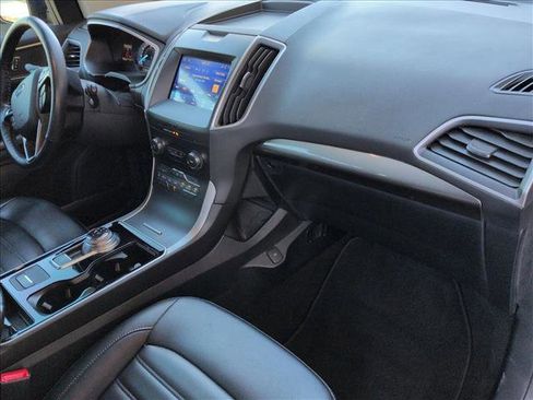 Used 2020 Ford Edge SEL w/ Convenience Package image 23