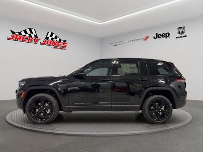 New 2025 Jeep Grand Cherokee Limited w/ Black Appearance Package