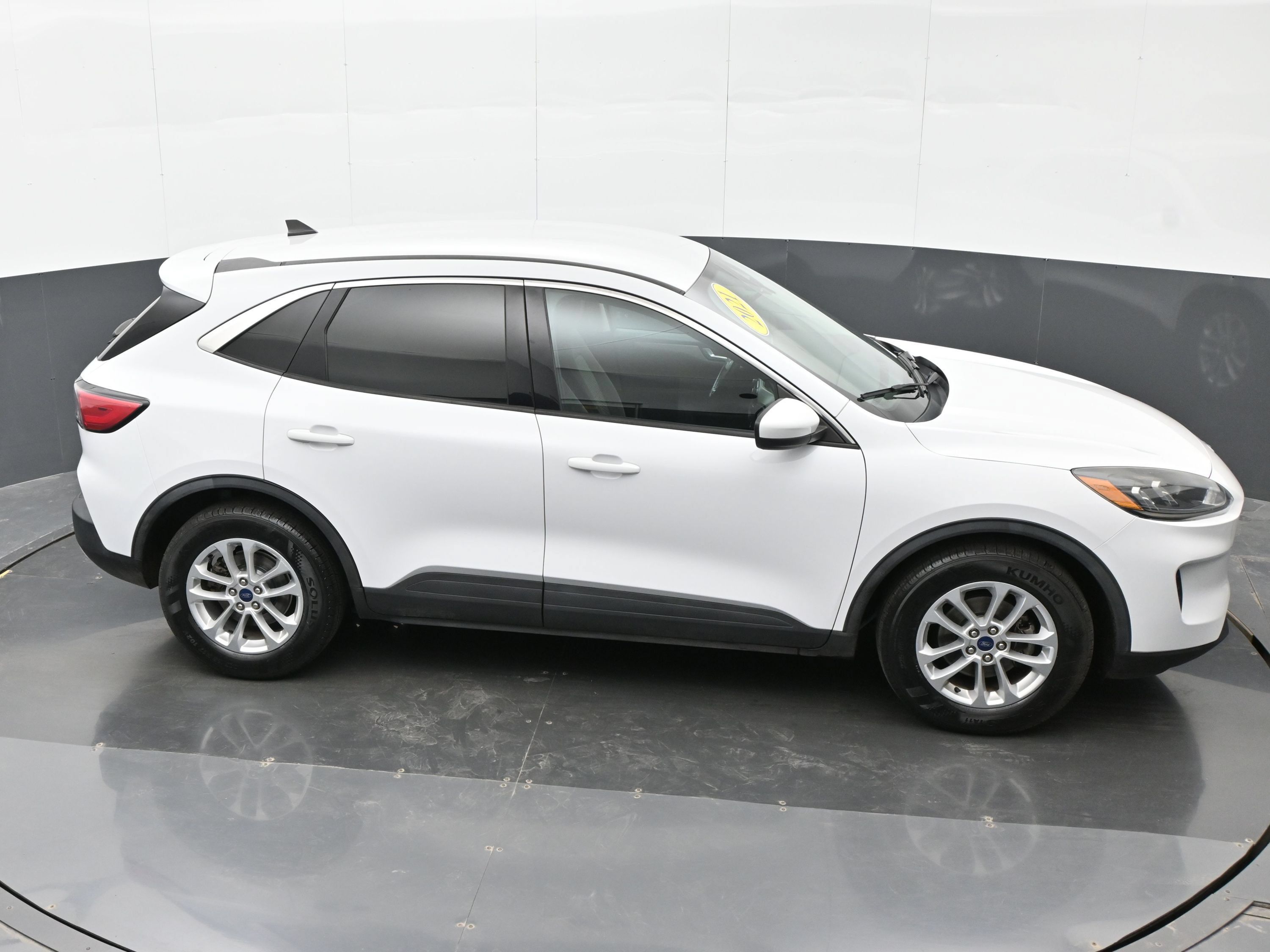 Used 2021 Ford Escape SE w/ Convenience Package FWD image 41