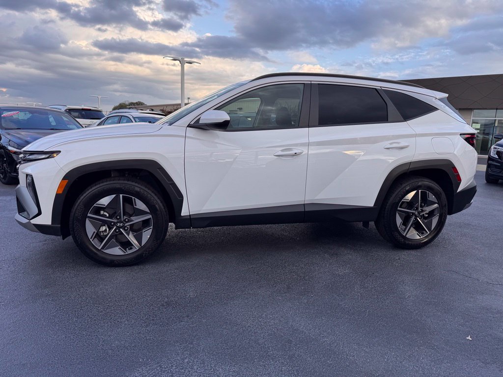 Used 2026 Hyundai Tucson SEL AWD/4WD image 2