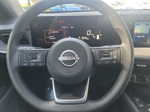 Certified 2025 Nissan Kicks SV FWD image 24