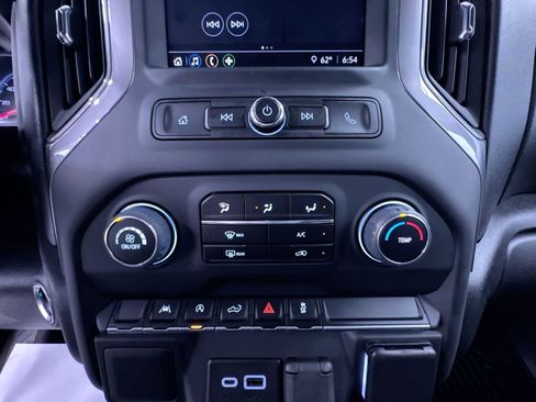 Used 2023 Chevrolet Silverado 1500 Custom AWD/4WD image 18