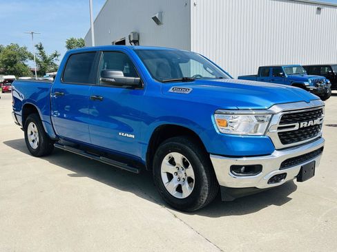 Used 2023 RAM 1500 Big Horn AWD/4WD image 2