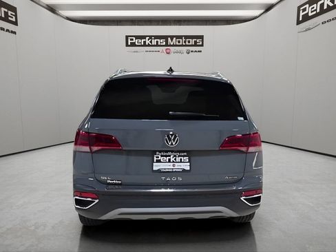 Used 2024 Volkswagen Taos SEL AWD/4WD image 4