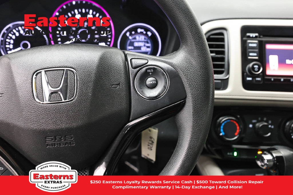 Used 2021 Honda HR-V LX image 16