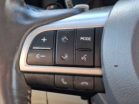 Used 2020 Lexus LX 570 4WD w/ Luxury Package image 19