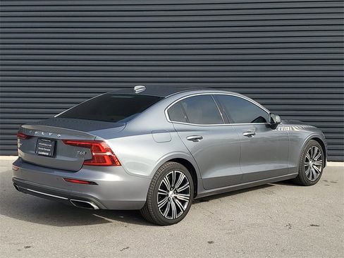 Used 2020 Volvo S60 T6 Inscription image 7