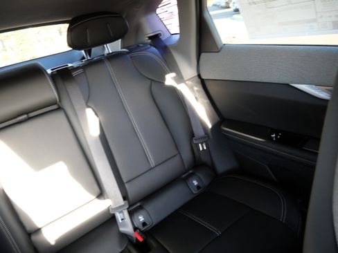 Used 2026 Cadillac Optiq Sport 1 w/ LPO, Floor Liner Package AWD/4WD image 12